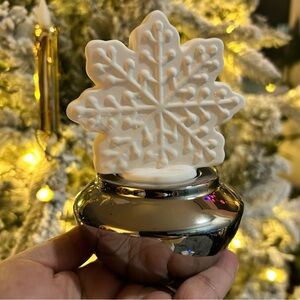 Whole Foods Market Limited Edition passive essential oil diffuser Snowflake NEW